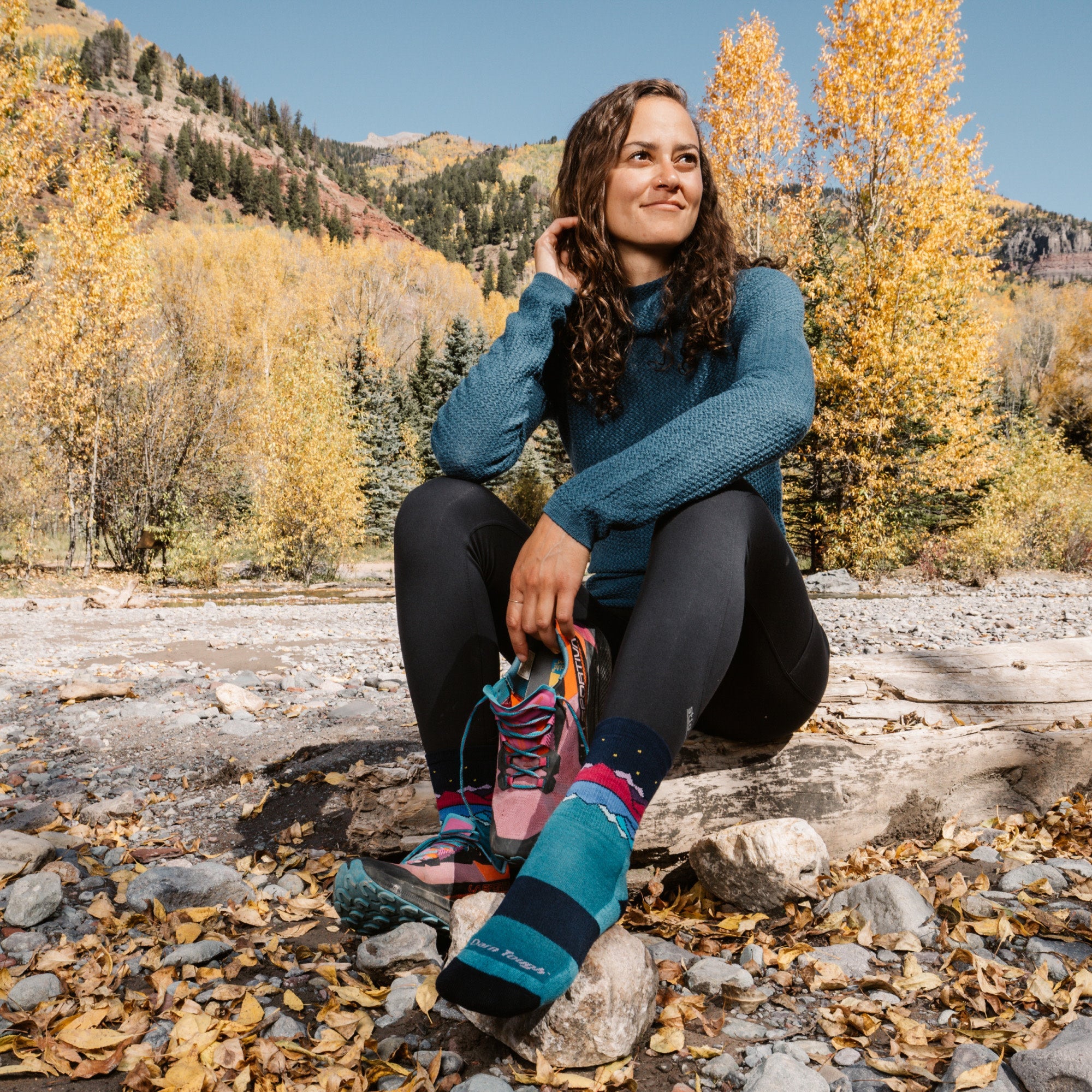 Women's Mirror Lake Micro Crew Midweight Hiking Socks